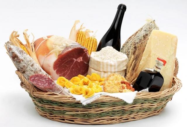 From Pasta to Gelato: Indulge in Italy's Culinary Delights on a Food Tour